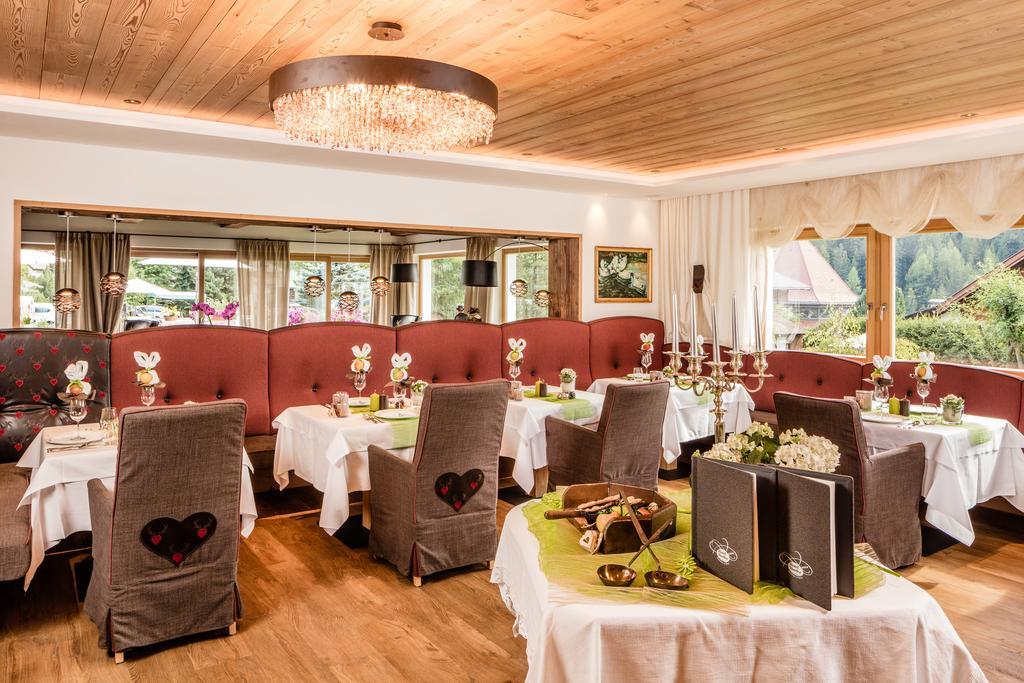Hotel Dorfer Alpine&Charming Selva di Val Gardena Exterior photo